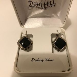 Black on  genuine Sterling. silver / pierced clip